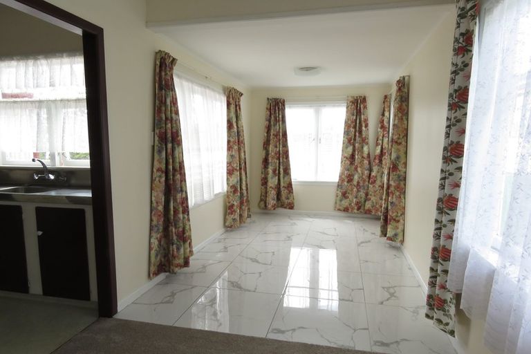 Photo of property in 11 Fenton Street, Papatoetoe, Auckland, 2025