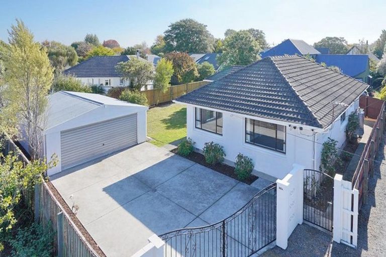 Photo of property in 88c Maidstone Road, Ilam, Christchurch, 8041