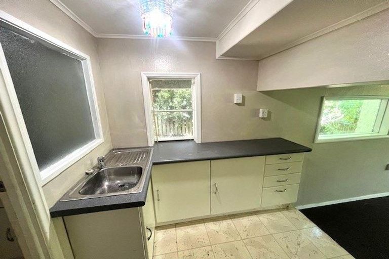 Photo of property in 131 Rata Street, Naenae, Lower Hutt, 5011