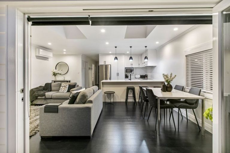 Photo of property in 1/11 Nelson Street, Papakura, 2110