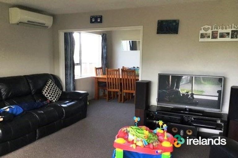 Photo of property in 19 Chadbury Street, Parklands, Christchurch, 8083