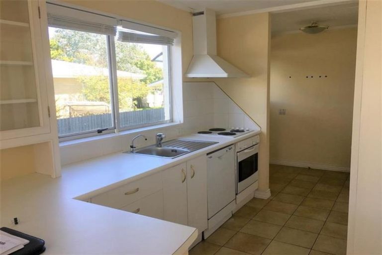Photo of property in 120 Cunningham Crescent, Grasmere, Invercargill, 9810