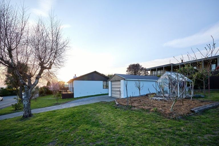 Photo of property in 27 Hastings Street, Kaikoura, 7300
