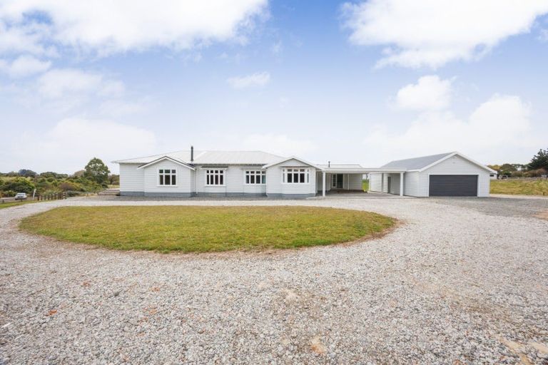 Photo of property in 10 Monteith Street, Halcombe, Feilding, 4779