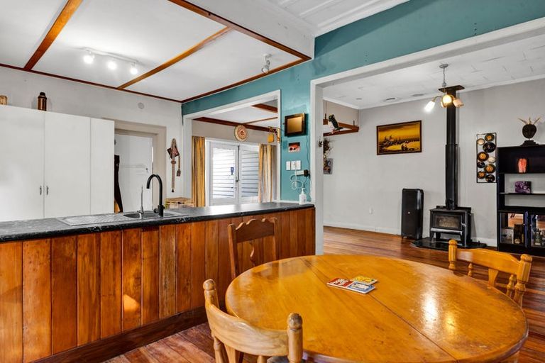 Photo of property in 150 Ackworth Road, Lepperton, New Plymouth, 4373