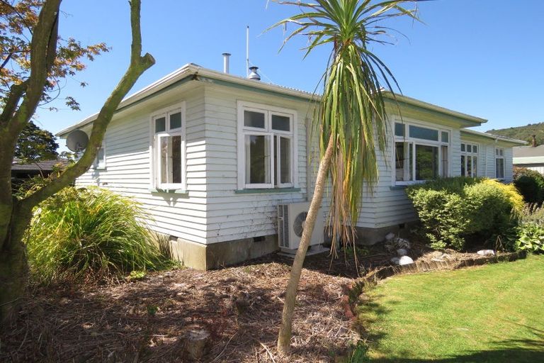 Photo of property in 30 Cavell Street, Reefton, 7830