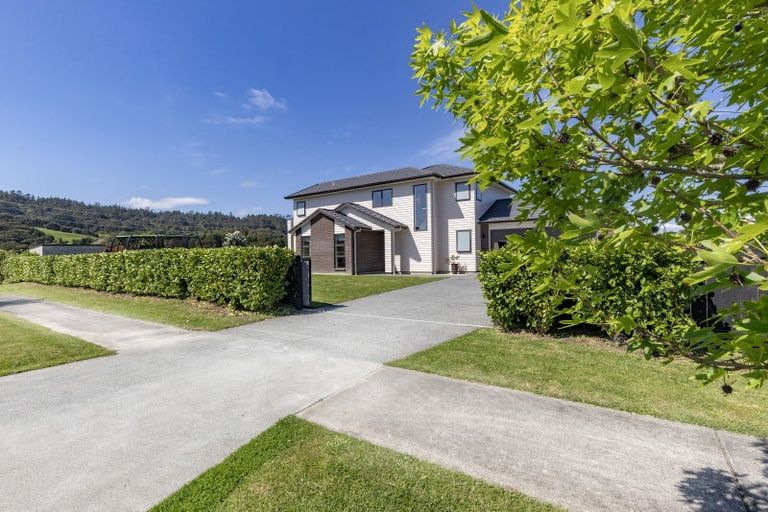 Photo of property in 30 Robert Might Road, Huapai, Kumeu, 0810
