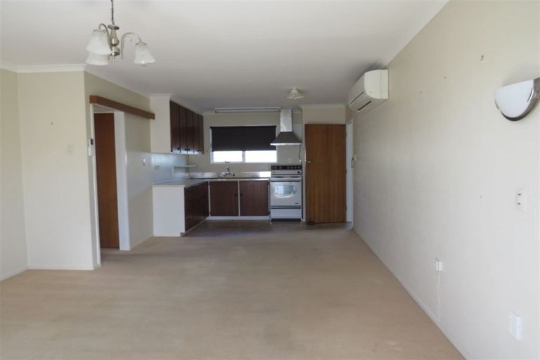 Photo of property in 60d Winchester Street, Levin, 5510