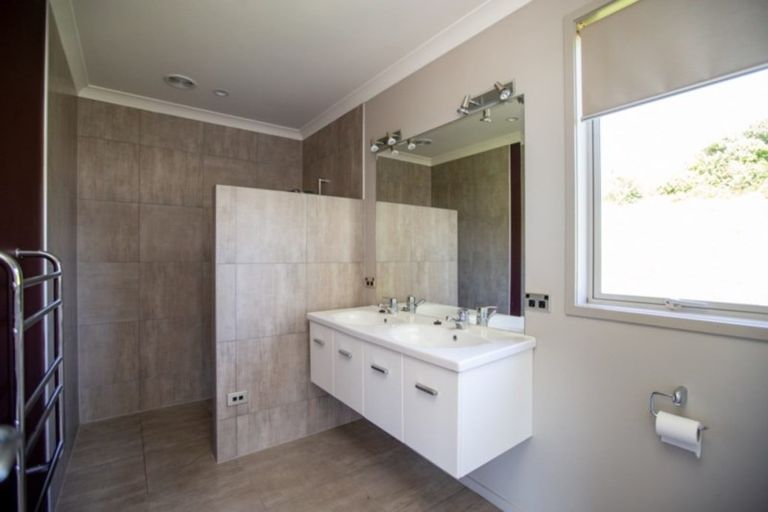 Photo of property in 2/508 Seaforth Road, Bowentown, Waihi Beach, 3177