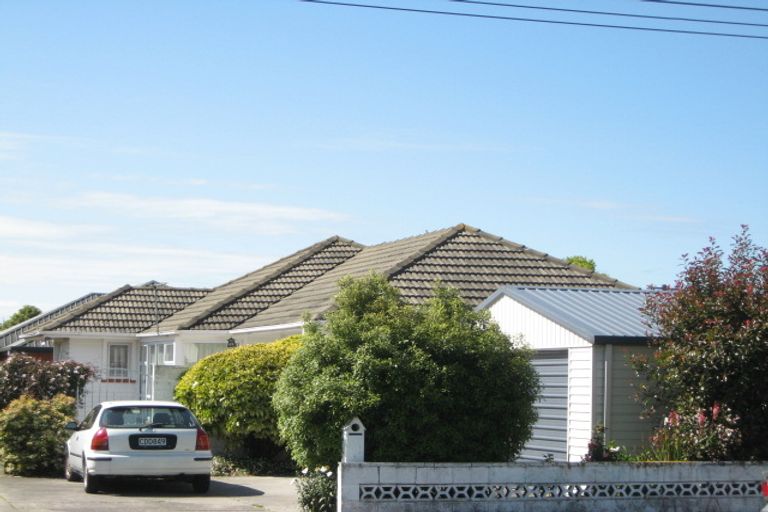 Photo of property in 91 Prestons Road, Redwood, Christchurch, 8051