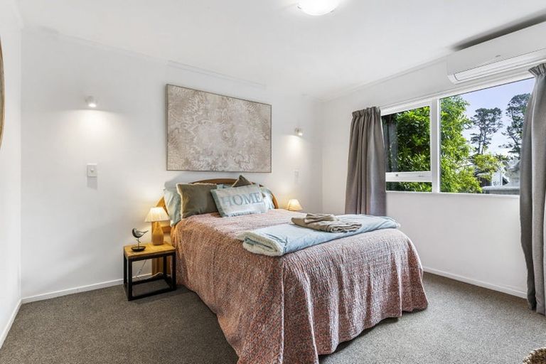 Photo of property in 22 Rosecamp Road, Beach Haven, Auckland, 0626