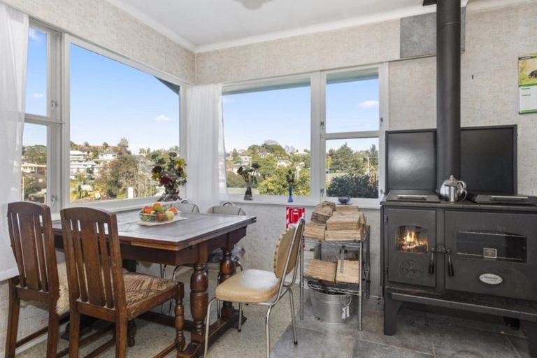 Photo of property in 11 Kingswood Road, Brookfield, Tauranga, 3110