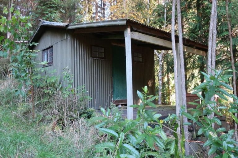 Photo of property in 102 Reynolds Valley Road, Okuti Valley, Little River, 7591