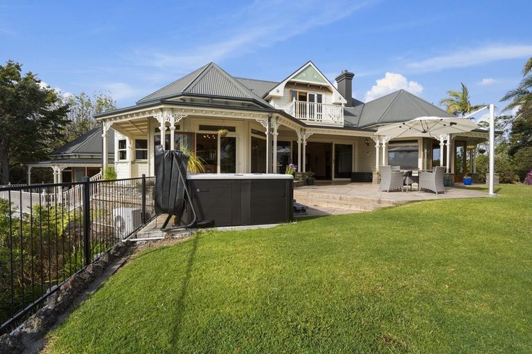 Photo of property in 2 Paihia Road, Paihia, 0200