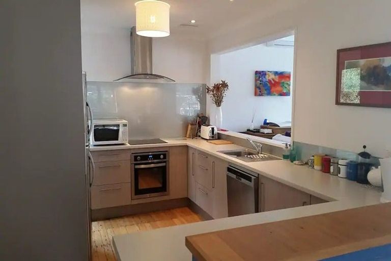 Photo of property in 6 Duncan's Place, Queenstown, 9300