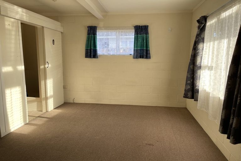 Photo of property in 377 East Coast Road, Mairangi Bay, Auckland, 0630