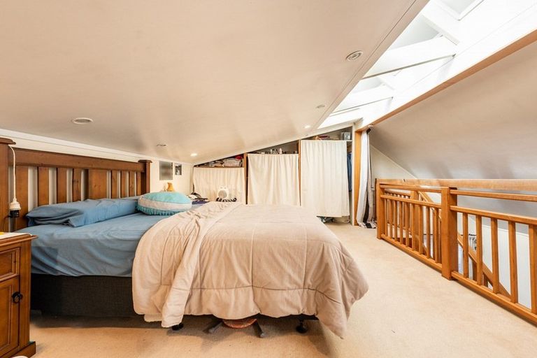 Photo of property in 73 Para Street, Miramar, Wellington, 6022