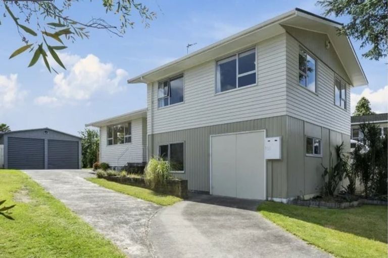 Photo of property in 55 Eatwell Avenue, Paraparaumu Beach, Paraparaumu, 5032