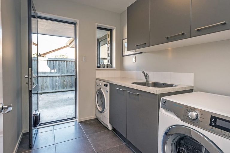 Photo of property in 3 Reka Street, Parklands, Christchurch, 8083