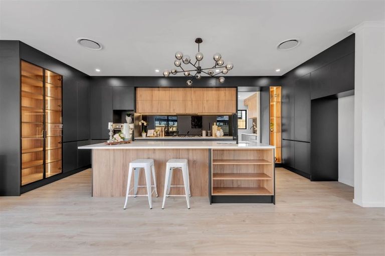 Photo of property in 31 Bushfield Drive, Flat Bush, Auckland, 2019