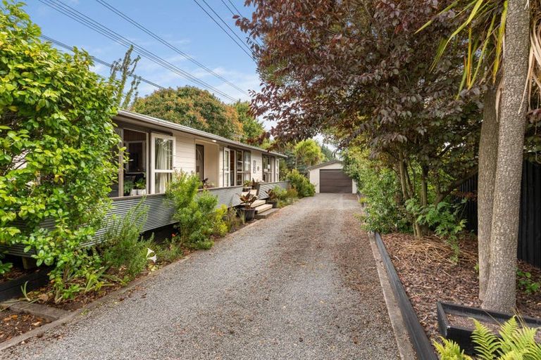 Photo of property in 417 Avonhead Road, Avonhead, Christchurch, 8042