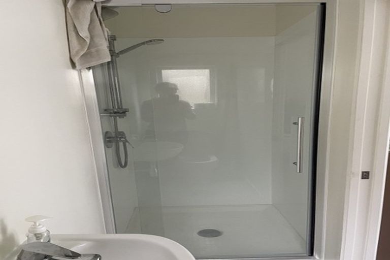 Photo of property in 632 Whangaparaoa Road, Stanmore Bay, Whangaparaoa, 0932