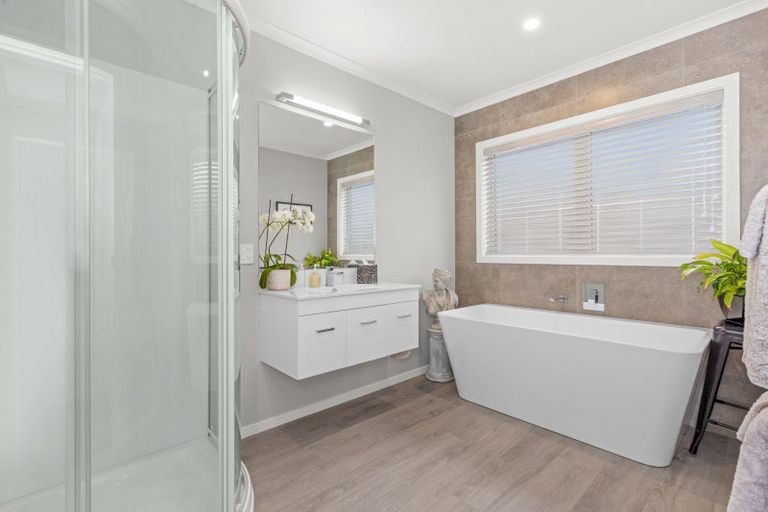 Photo of property in 4 Arrow Place, Te Awa, Napier, 4110