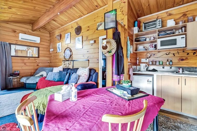 Photo of property in 219 South Road, Hawera, 4610