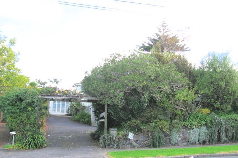 Photo of property in 133 Bucklands Beach Road, Bucklands Beach, Auckland, 2012