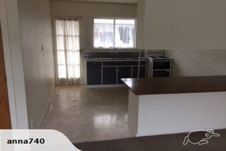 Photo of property in 9/8 Oxford Street, Tawa, Wellington, 5028