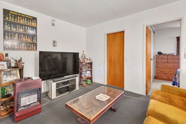 Photo of property in 27 Jackson Street, College Estate, Whanganui, 4500