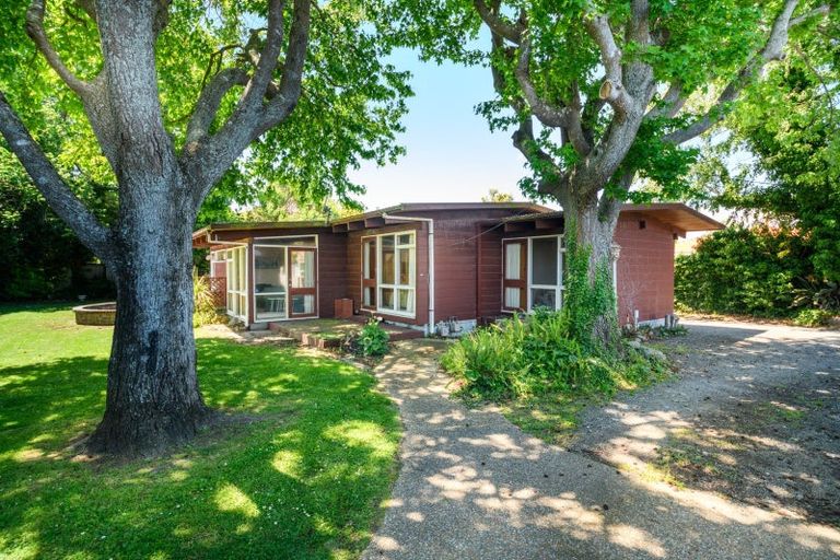 Photo of property in 27 East Street, Terrace End, Palmerston North, 4410