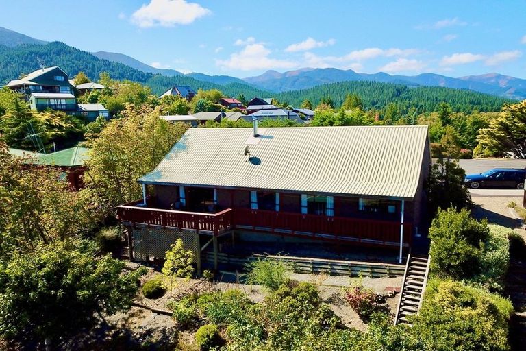 Photo of property in 27 Alpine Avenue, Hanmer Springs, 7334