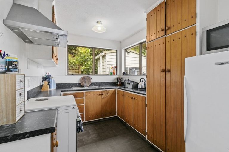 Photo of property in 55 Viewmont Drive, Harbour View, Lower Hutt, 5010