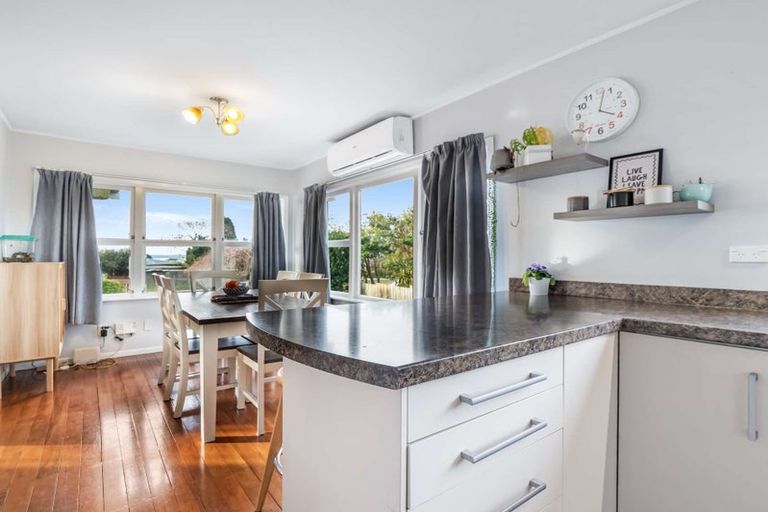 Photo of property in 37 Elliott Crescent, Owhata, Rotorua, 3010