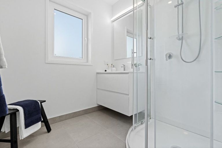 Photo of property in 64 Park Road, Carterton, 5713