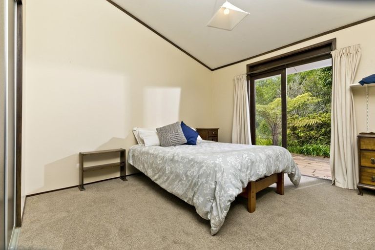 Photo of property in 9 Dysart Lane, Kumeu, 0891