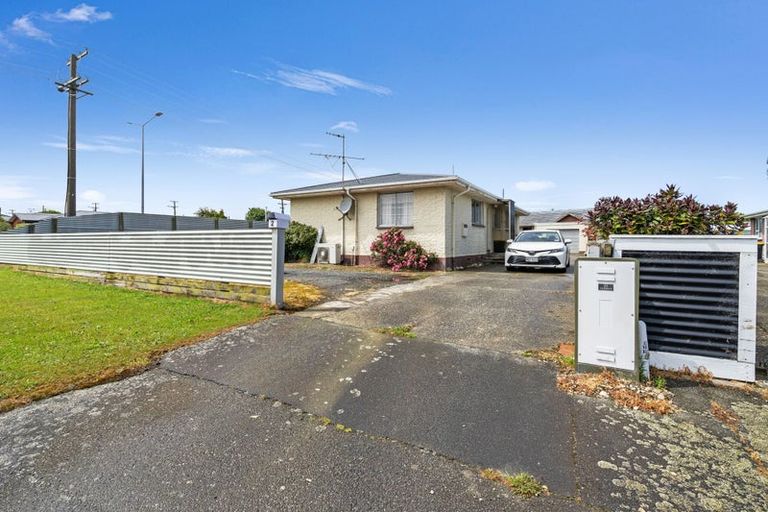 Photo of property in 2 Paisley Street, Kew, Invercargill, 9812