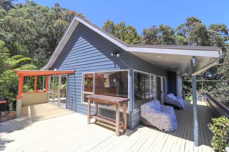 Photo of property in 408 Thames Coast Sh25 Road, Te Puru, Thames, 3575