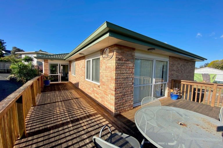 Photo of property in 13a Wharf Road, Te Atatu Peninsula, Auckland, 0610