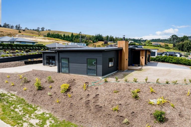 Photo of property in 53 Heathfield Drive, Mosgiel, 9024