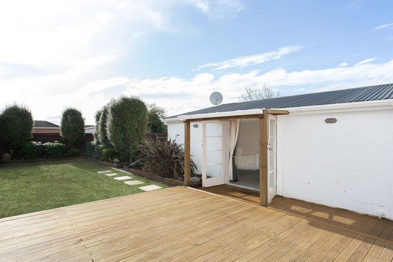 Photo of property in 39 Sandown Crescent, Aranui, Christchurch, 8061