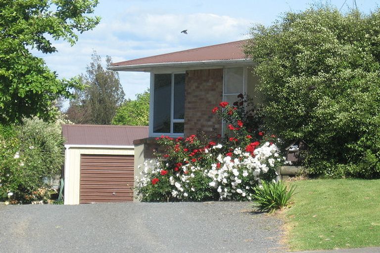 Photo of property in 22 Shakespeare Street, Leamington, Cambridge, 3432