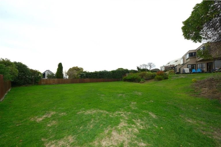 Photo of property in 3 Drayton Drive, Mount Pleasant, Christchurch, 8081