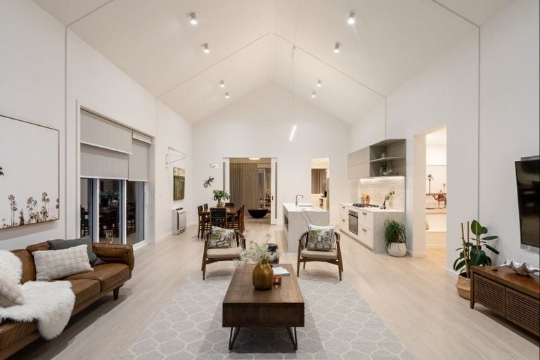 Photo of property in 24 Montiicola Drive, Papamoa Beach, Papamoa, 3118