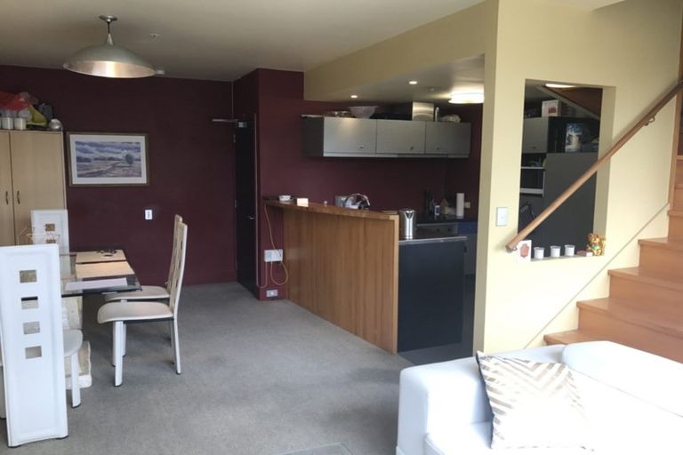 Photo of property in St Pauls Apartments, 24/43 Mulgrave Street, Thorndon, Wellington, 6011