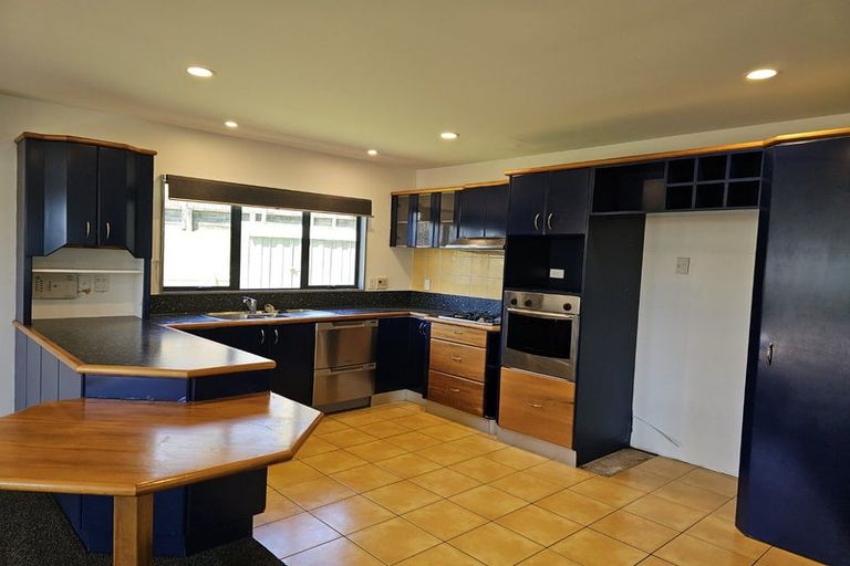 Photo of property in 65 Samwell Drive, Whitby, Porirua, 5024