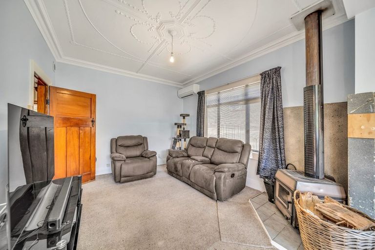 Photo of property in 27 Wills Street, Balaclava, Dunedin, 9011