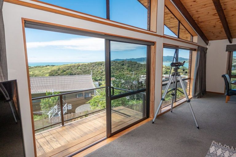 Photo of property in 21 Cable Bay Block Road, Cable Bay, 0420