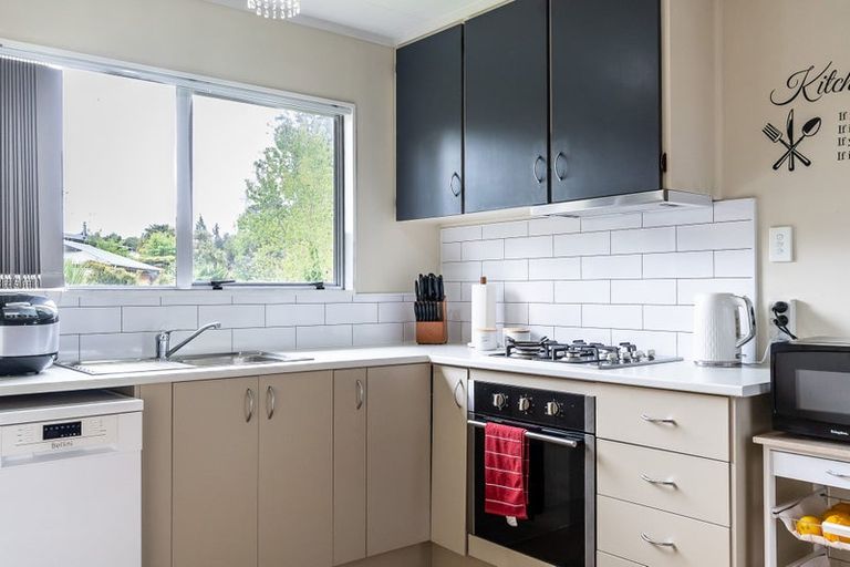 Photo of property in 22 Homestead Place, Glenview, Hamilton, 3206